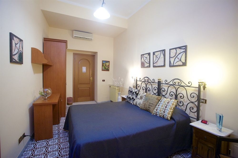 Nicolas Inn Рим Экстерьер фото